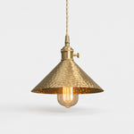 Bild in Gallery-Viewer laden, Hammered Cone brass pendant light