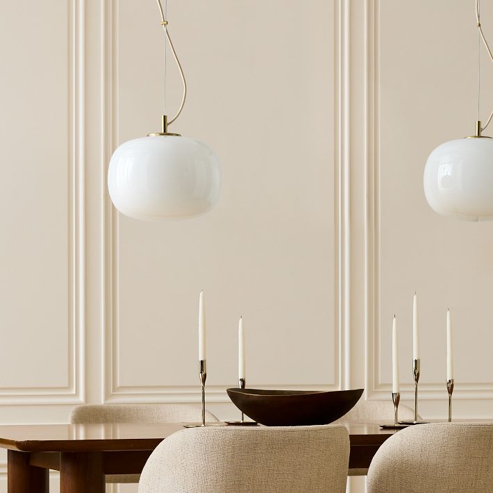 Lámpara colgante minimalista de cristal Lumivelle: diseño regulable en altura