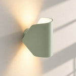 Charger l'image dans la visionneuse de galerie, Textured Rim Pointed Shade Aluminium Wall Light