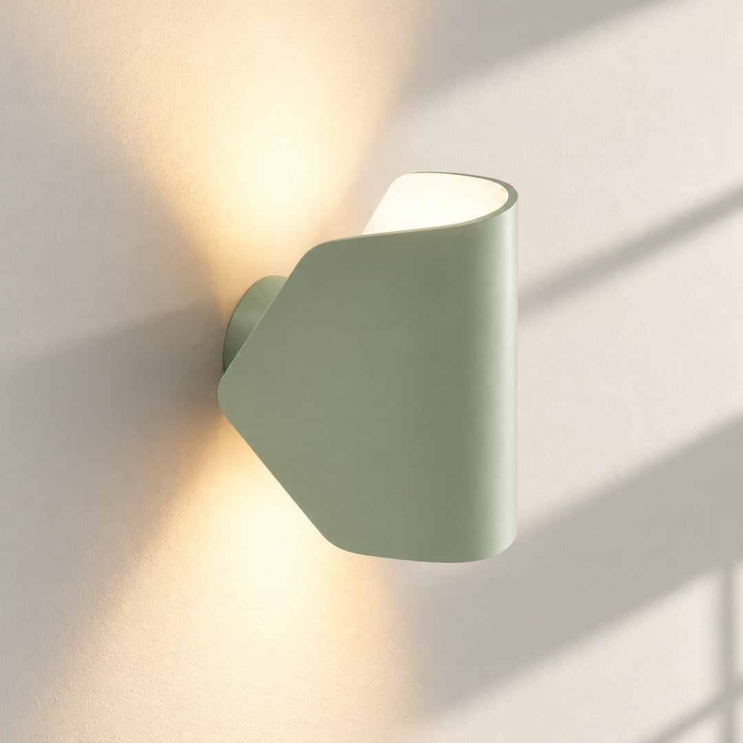Textured Rim Pointed Shade Aluminium Wall Light