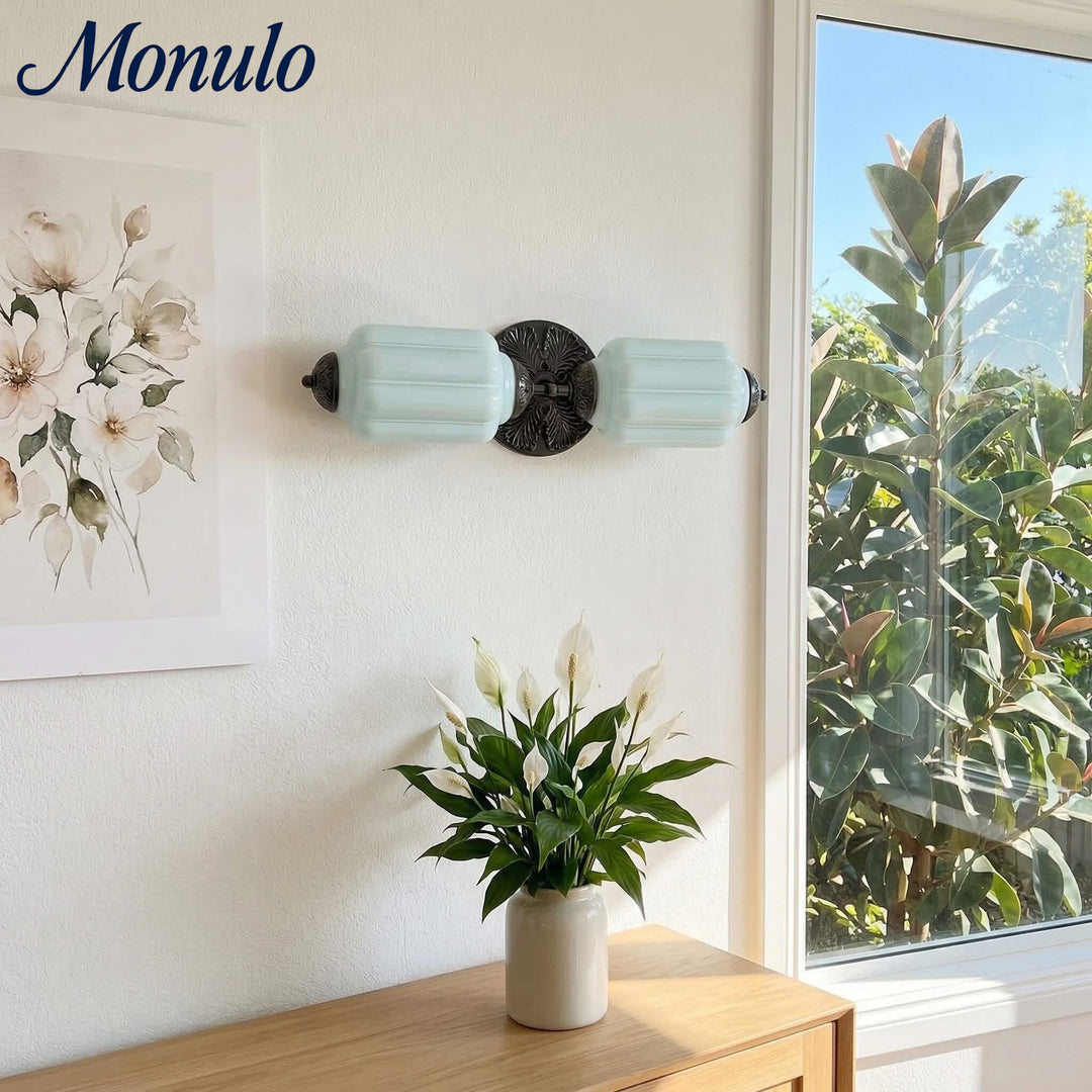 Applique murale vintage en verre laiteux festonné Eloise - Éclairage d'appoint moderne pour salle de bain et chambre