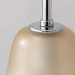 Bild in Gallery-Viewer laden, Glass shade collar detail