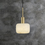 Bild in Gallery-Viewer laden, Velia Eichel Alabaster Minimalistische Pendelleuchte