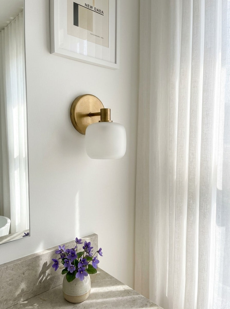 Aplique de Pared de Vidrio Esmerilado Lirra Minimalista Moderna - Iluminación para Tocador de Baño