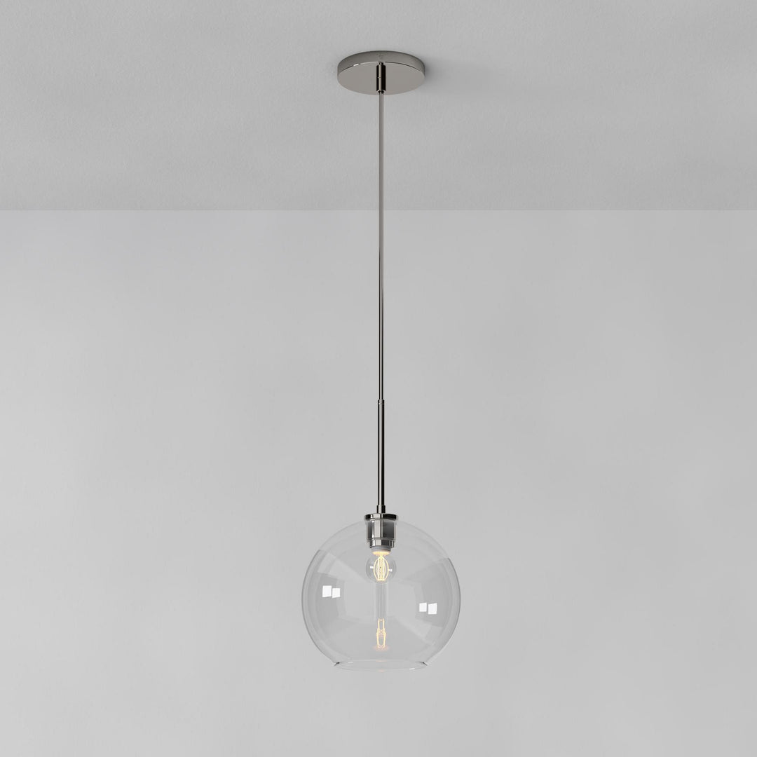 Lámpara colgante Selvion con forma de globo escultural: moderna lámpara colgante de cristal con un diseño elegante.