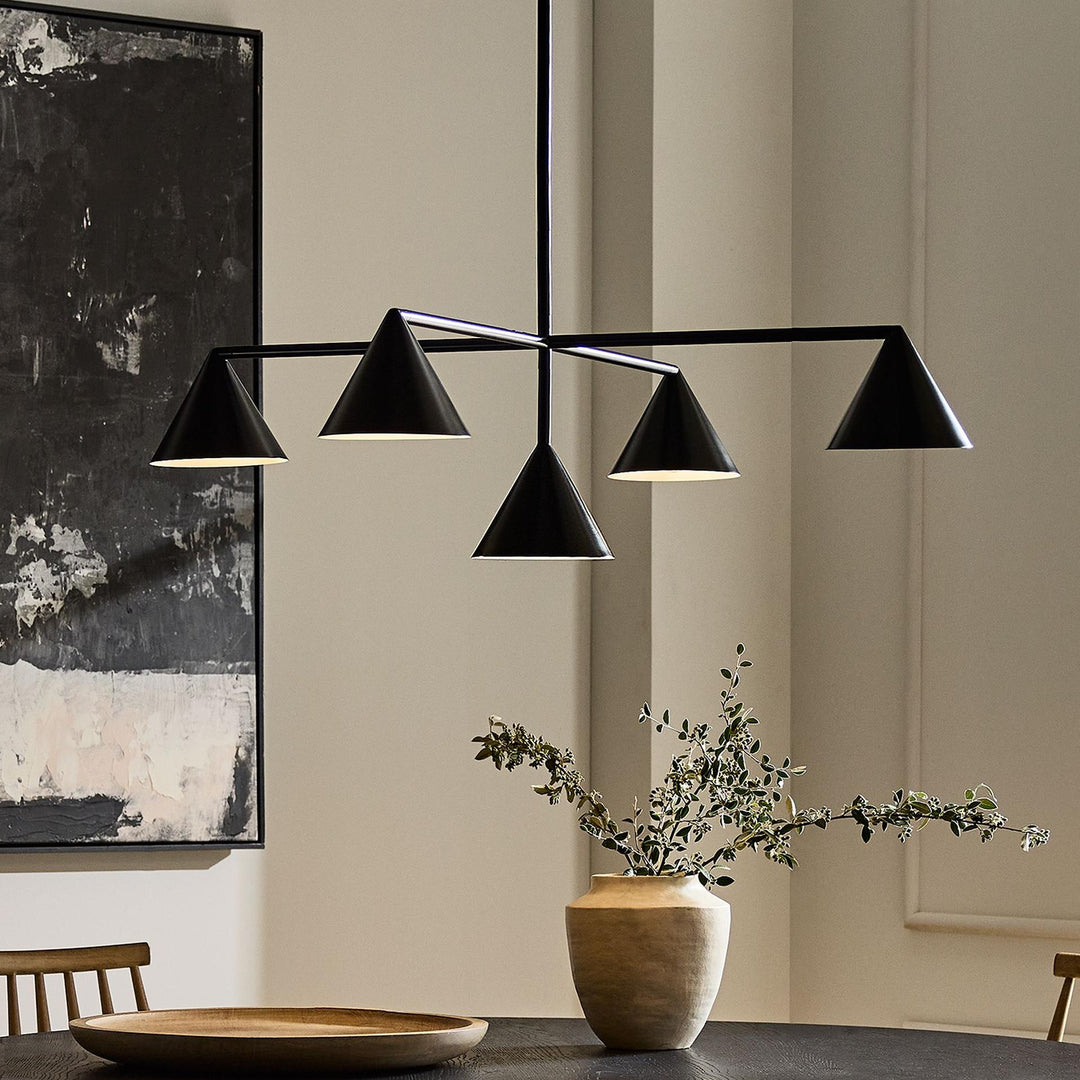 Lámpara de araña de metal con pantalla cónica Brivana: lámpara de comedor minimalista lineal