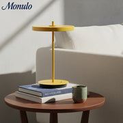 Lampe de table en métal minimaliste moderne sculpturale Astris pour salon et bureau