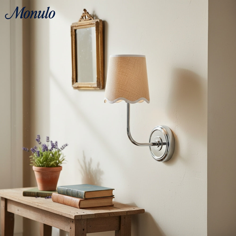 Lámpara de Pared de Metal Curvada Moderna Glissum con Pantalla de Tela Suave para Sala de Estar y Pasillo