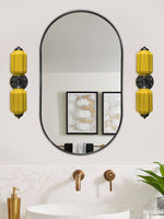 Cargar imagen en el visor de la Galería, Aplique de pared horizontal Eloise de cristal vintage americano con forma de farol
