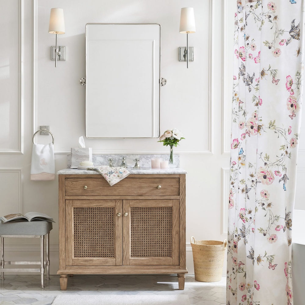 Lámpara de pared Rowan con pantalla de lino blanco elegante – Lámpara de pared retro de metal para dormitorio y pasillo