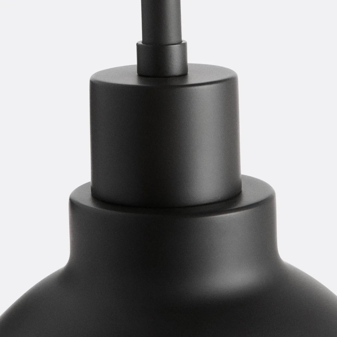 Aplique de Pared de Cúpula Rústica de Metal Industrial Velara - Lámpara Clásica Curvada para Exterior en Porche y Patio U08