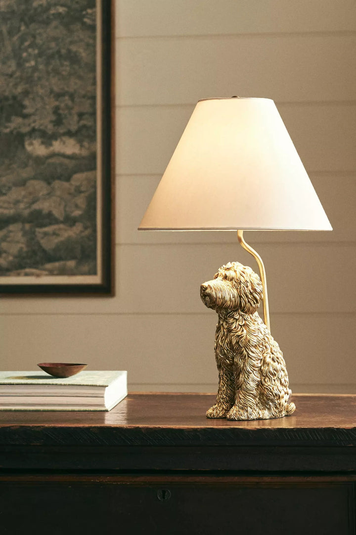 Lámpara de mesa única Pawdia: lámpara decorativa de cerámica con forma de animal