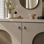 Cargar imagen en el visor de la Galería, Decorative oval cabinet knob in use