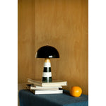 Bild in der Galerieansicht laden, Hed Marmor Tischlampe
