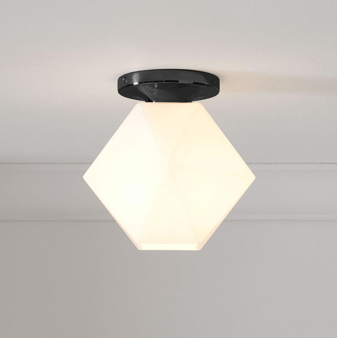 Lámpara de techo empotrada escultural Talvior: vidrio facetado para interiores modernos