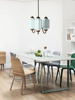Bild in der Galerieansicht laden, Eloise Kronleuchter – Milchglas-Kronleuchter in einem Vintage-Stil-Finish
