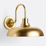 Cargar imagen en el visor de la Galería, Aplique de Pared de Cúpula Rústica de Metal Industrial Velara - Lámpara Clásica Curvada para Exterior en Porche y Patio U08