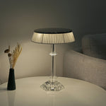 Bild in der Galerieansicht laden, Versailles Tischlampe
