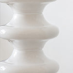 Bild in Gallery-Viewer laden, Layered white opal glass contour detail