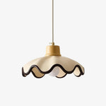 Charger l'image dans la visionneuse de galerie, Suspension en résine en forme d'onde Resinova - Résine métallique moderne pour salles à manger et cuisines