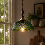 Cargar imagen en el visor de la Galería, Green pendant close room crop