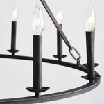 Cargar imagen en el visor de la Galería, Lámpara de araña con forma de rueda de carro de Rowan Candle - Iluminación rústica con ruedas redondas
