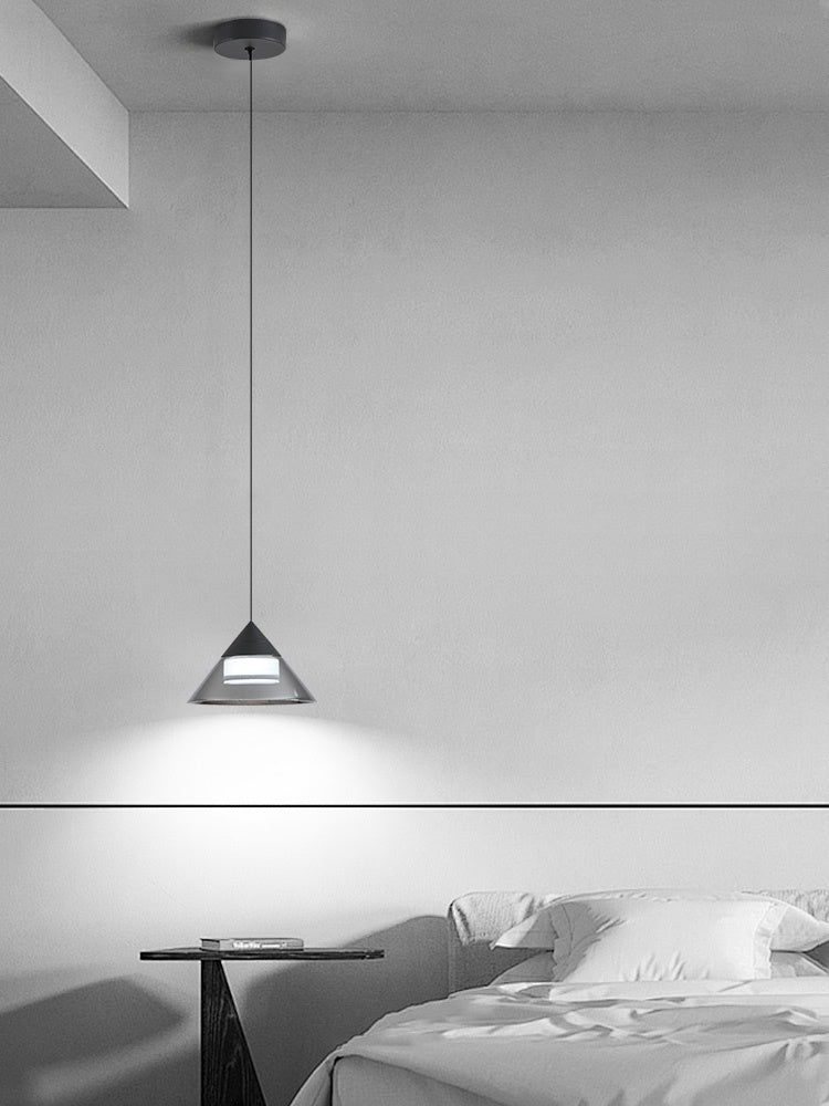 Kegelglas Pendelleuchte – Modernes konisches Design für Küchen- und Essbereiche