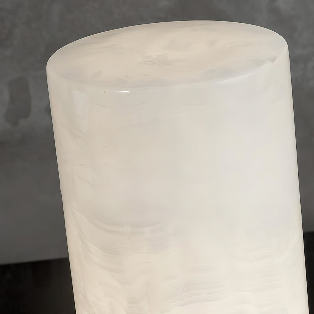 Totem Alabaster Tischlampe (eingebauter Akku)