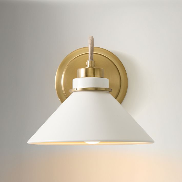 Aplique Aurenza: Lámpara de pared rústica con detalles metálicos para espacios acogedores