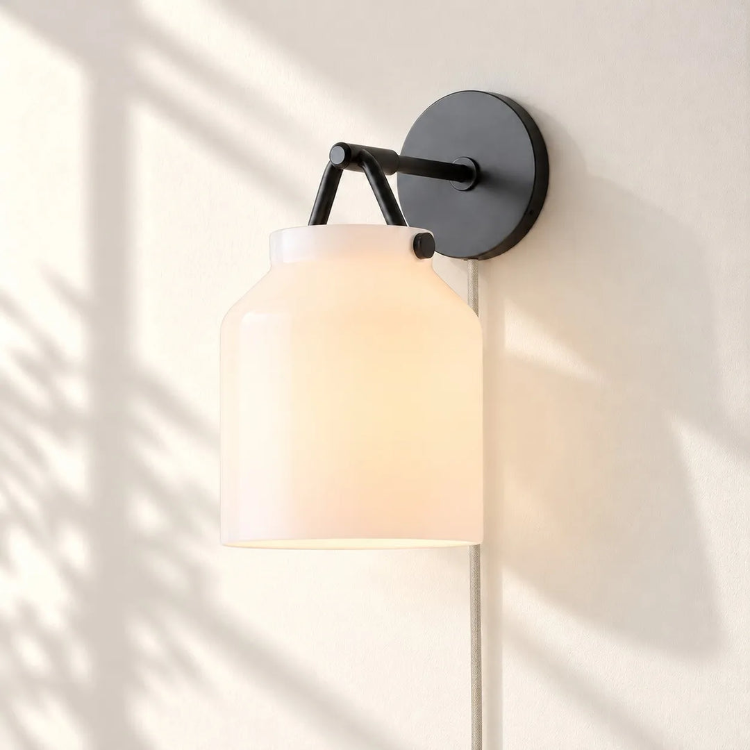 Hanton Modern Minimalist Nordic Plug-In Wall Sconce for Bathroom and Hallway