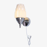 Bild in Gallery-Viewer laden, Chrome plug-in Art Deco wall sconce