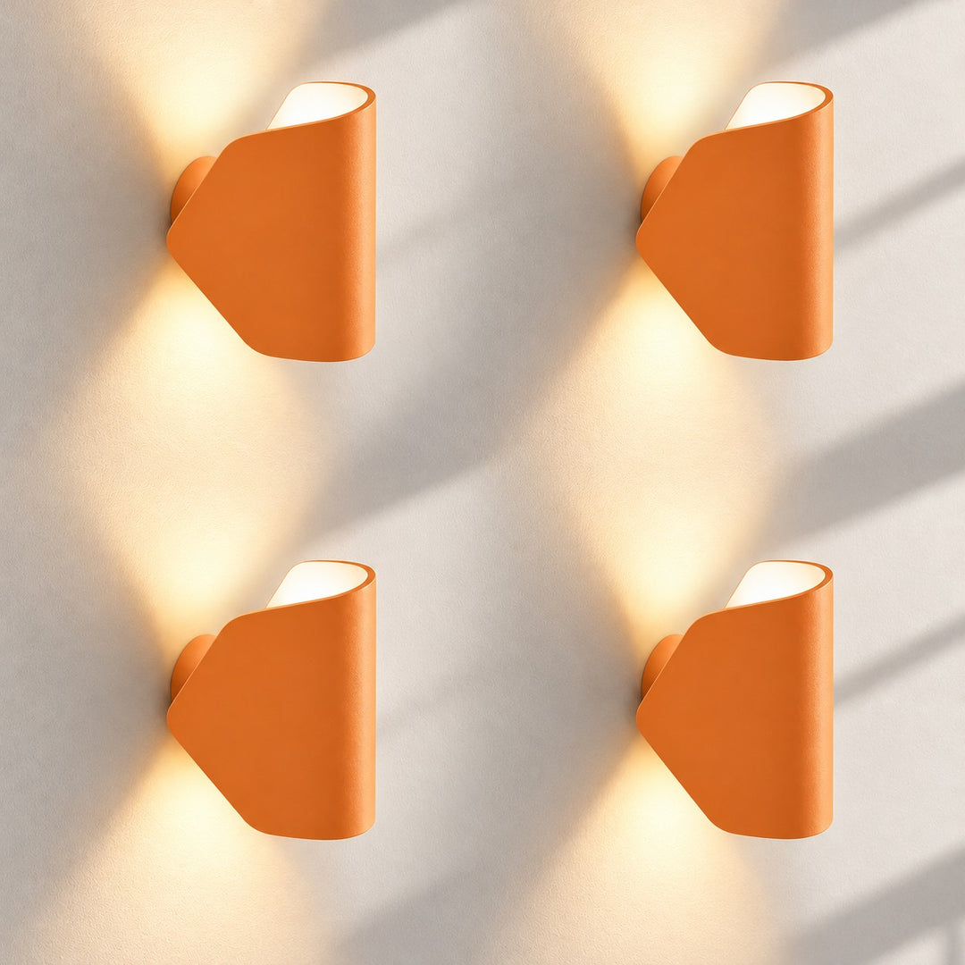 Textured Rim Pointed Shade Aluminium Wall Light