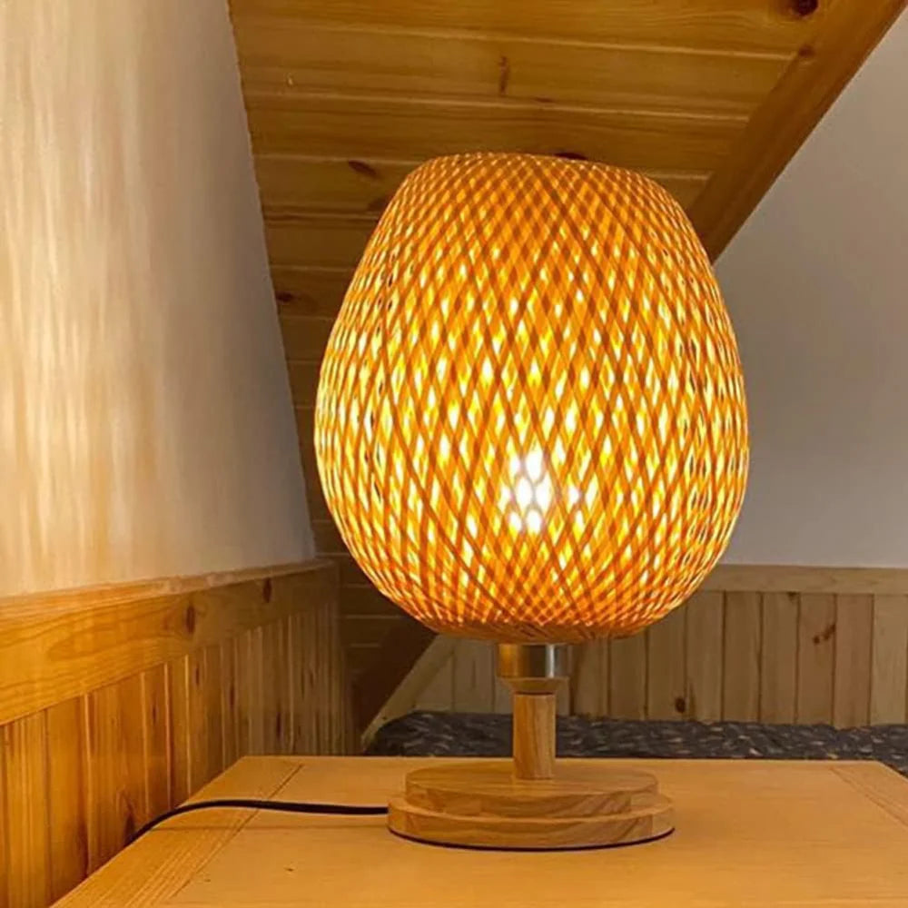 Handgefertigte Nachhaltige Bambus Tischlampe