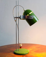 Bild in Gallery-Viewer laden, Adjusta Hebbare Schreibtischlampe