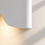 Charger l'image dans la visionneuse de galerie, Textured Rim Pointed Shade Aluminium Wall Light