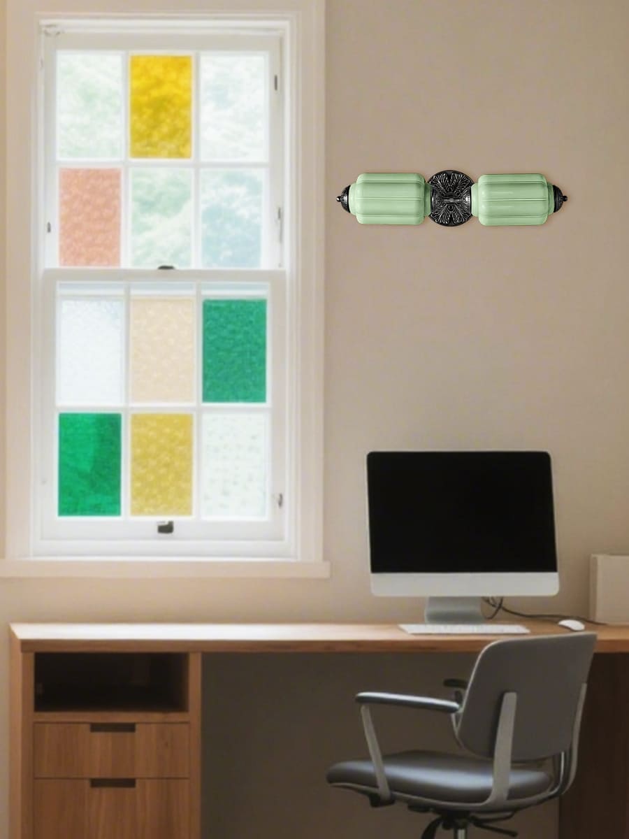 Aplique de pared horizontal Eloise de cristal vintage americano con forma de farol