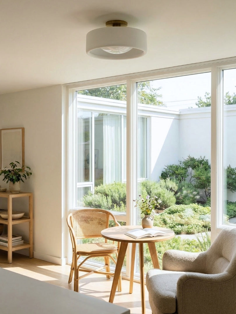 Lámpara de techo empotrada de porcelana contemporánea Cerova: iluminación ambiental suave para pasillos y oficinas.