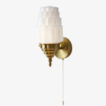 Bild in Gallery-Viewer laden, Antique brass pull-chain Art Deco wall sconce