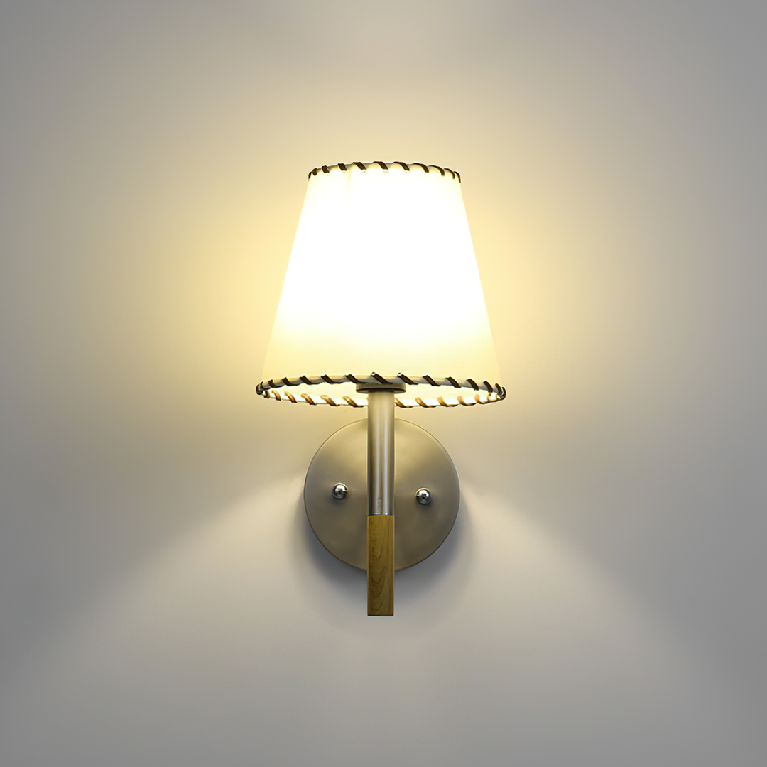 BC2 Wall Lamp