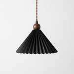 Charger l'image dans la visionneuse de galerie, Pleated Ceramic Plug-In Swag Pendant