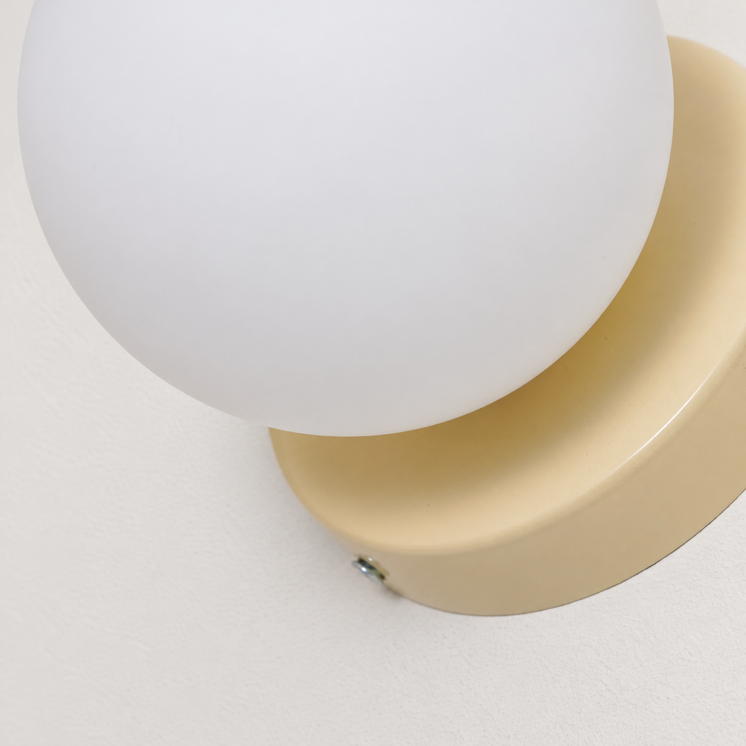 Nuvol Glass Plug-In Wall Light