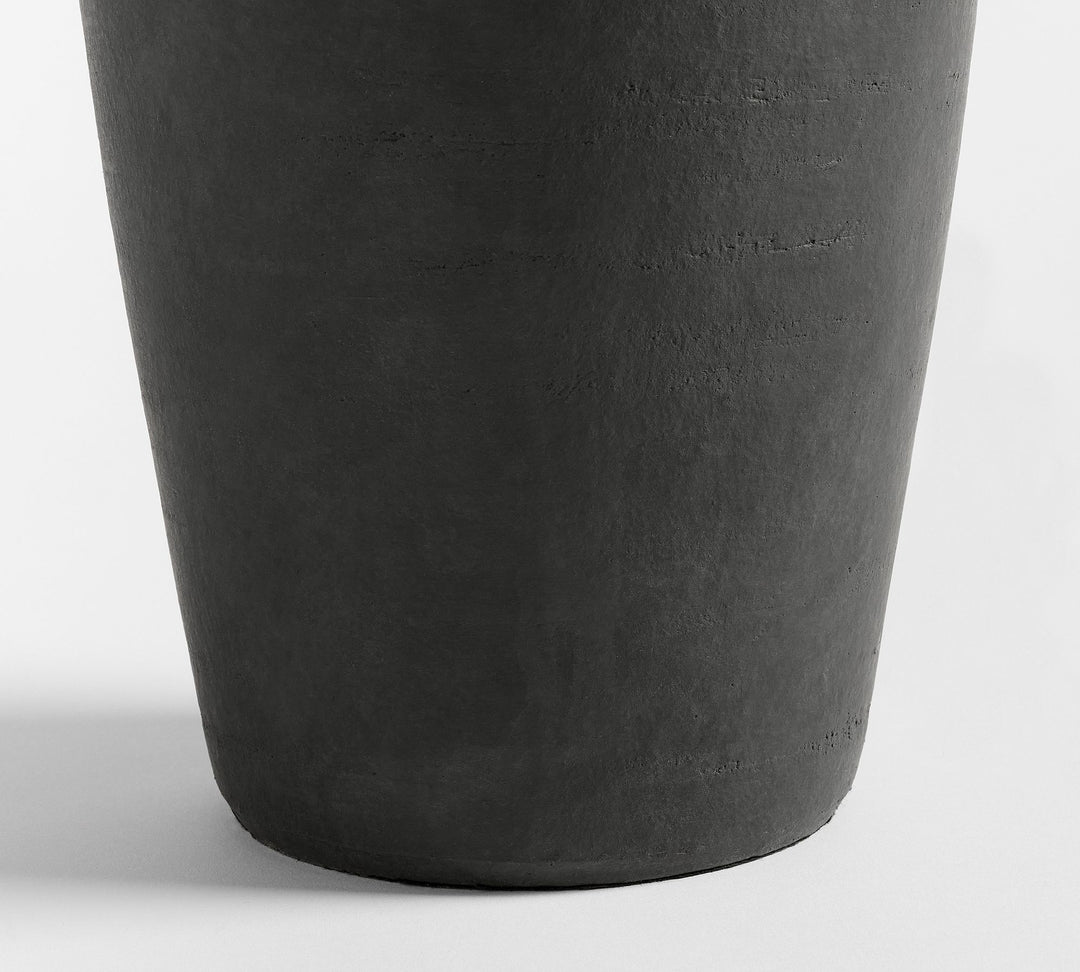 Ceruna strukturierte Keramikbasis mit Stoffschirm Tischlampe - moderne Nachttischbeleuchtung für das Schlafzimmer