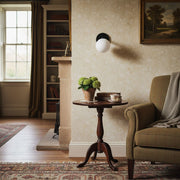 Glorica Glass Minimalist Metal and Glass Wall Sconce – Elegant Decorative Light Fixture for Living Rooms and Hallways