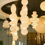 Bild in Gallery-Viewer laden, Stacked Ribbed Paper Swag Pendant Light