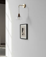 Charger l'image dans la visionneuse de galerie, Clear Bell Glass and Brass Plug-In Wall Lamp product view