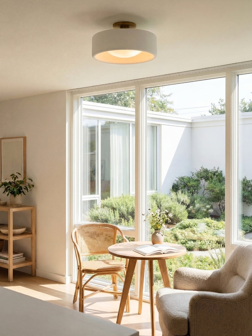 Lámpara de techo empotrada de porcelana contemporánea Cerova: iluminación ambiental suave para pasillos y oficinas.