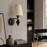 Cargar imagen en el visor de la Galería, Console wall scene with matte nickel wall light
