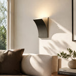 Bild in Gallery-Viewer laden, Curved LED Wall Sconce 4