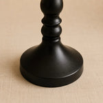 Bild in Gallery-Viewer laden, Close-up of the black iron table lamp base finish
