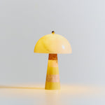 Bild in der Galerieansicht laden, Hed Marmor Tischlampe
